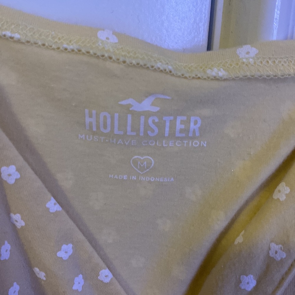 Yellow Hollister Tank Top - Picture 3 of 3